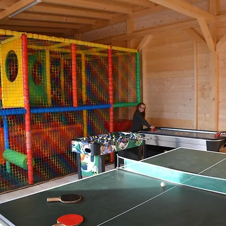 ロッジ Zacisze Leby ウェバ